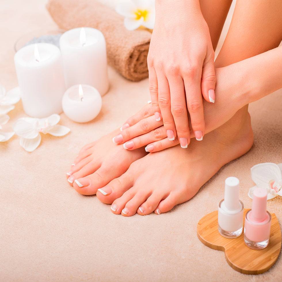 Diamond Deluxe Pedicure (Est. 50 min) Diamond Deluxe Pedicure (Est. 50 min)
