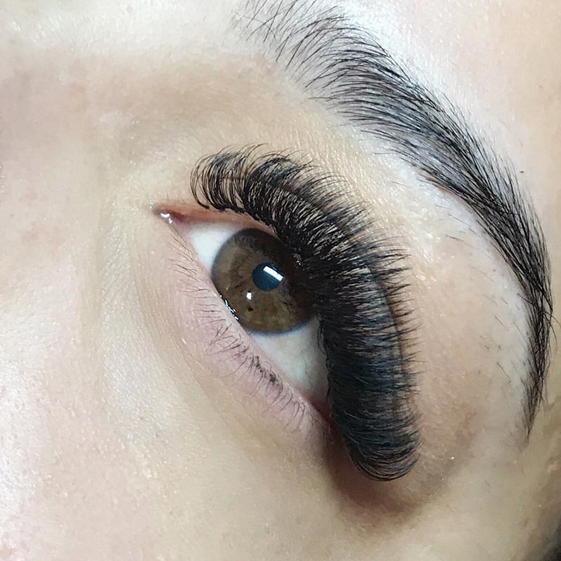 Volume Lashes Refill before 2 weeks